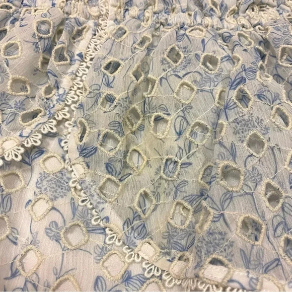 ML Monique Lhuillier Blue White Eyelet Off Shoulder Blouse Size Small - Picture 14 of 16